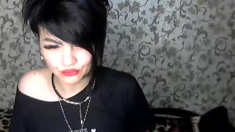 Snapshot of black_hot_01 chatting on 10.29.25 black_hot_01 online show from 10.29.25