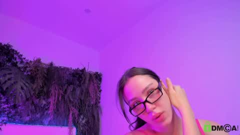 Snapshot of black_jenny chatting on 12.08.24 Jenny online show from 12.08.24