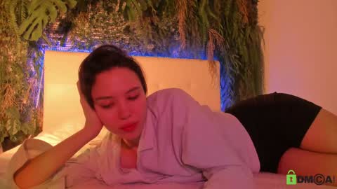 Snapshot of black_jenny chatting on 01.23.25 Jenny online show from 01.23.25