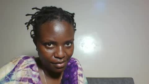 black_mellanin01 online show from 10.17.25