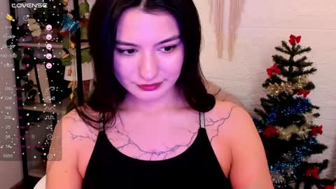 Snapshot of black_pant3r chatting on 12.13.24 Mon Mon online show from 12.13.24