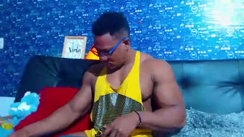 Snapshot of black_seus85 chatting on 11.28.25 duglas online show from 11.28.25