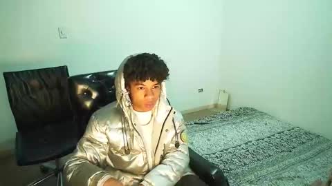 Snapshot of black_tentationx chatting on 02.06.25 black_tentationx online show from 02.06.25