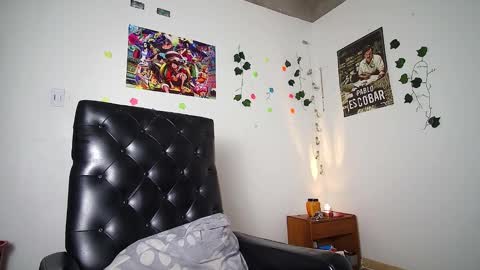 Snapshot of black_tentationx chatting on 02.20.25 black_tentationx online show from 02.20.25