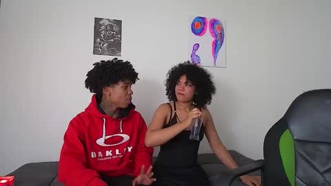 Snapshot of black_tentationx chatting on 11.23.25 black_tentationx online show from 11.23.25