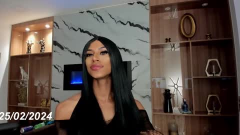 Snapshot of blackbeauty_ts chatting on 02.26.25 Nina online show from 02.26.25