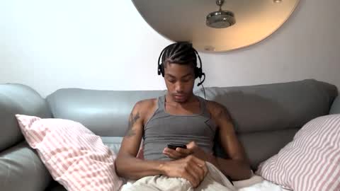 BlackBullTitus online show from 10.05.25