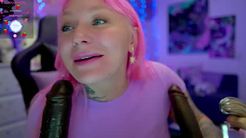 Snapshot of blackedbarbie chatting on 01.09.25 Alice online show from 01.09.25