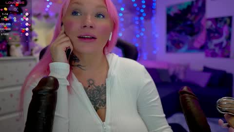 Snapshot of blackedbarbie chatting on 01.30.25 Alice online show from 01.30.25