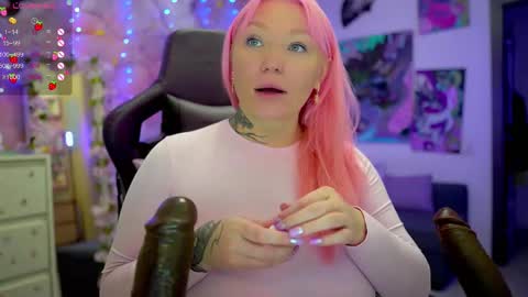 Snapshot of blackedbarbie chatting on 02.19.25 Alice online show from 02.19.25