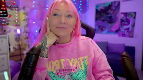 Snapshot of blackedbarbie chatting on 02.21.25 Alice online show from 02.21.25