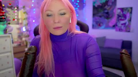 Snapshot of blackedbarbie chatting on 02.24.25 Alice online show from 02.24.25