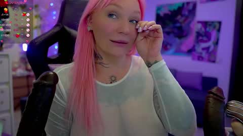 Snapshot of blackedbarbie chatting on 02.25.25 Alice online show from 02.25.25