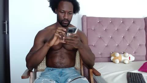 Twtter 1MikeBeckford            Onlyfns beckfordmike online show from 01.28.25