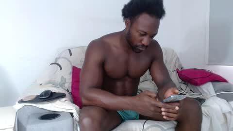 Snapshot of blacknikes chatting on 02.08.26 Twtter 1MikeBeckford Onlyfns beckfordmike online show from 02.08.26