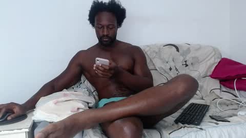 Snapshot of blacknikes chatting on 02.20.26 Twtter 1MikeBeckford Onlyfns beckfordmike online show from 02.20.26