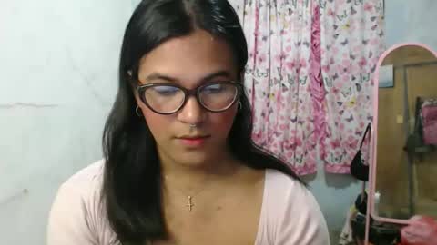 Snapshot of blackpinayts chatting on 02.04.26 Ellez online show from 02.04.26