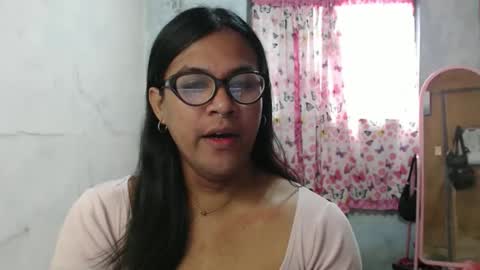 Snapshot of blackpinayts chatting on 02.18.26 Ellez online show from 02.18.26