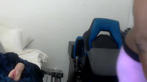 BlackShuggies online show from 04.18.26