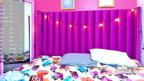 Tifffany bllom online show from 03.11.25