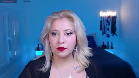 Johana S online show from 11.10.25