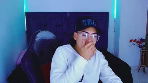 blade_sensual online show from 10.18.25