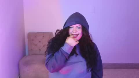 Snapshot of blair_bigtits chatting on 03.22.26 Blair online show from 03.22.26