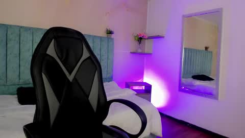 Snapshot of blair_harrison chatting on 12.26.24 Blair online show from 12.26.24