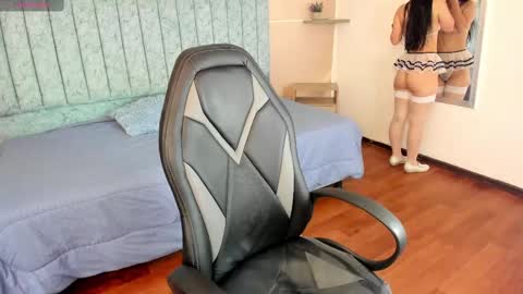 Snapshot of blair_harrison chatting on 02.25.25 Blair online show from 02.25.25