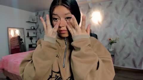 Snapshot of blair_harrison chatting on 10.29.25 Blair online show from 10.29.25