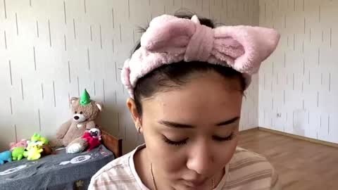 Snapshot of blairstassen chatting on 03.20.26 Mila online show from 03.20.26