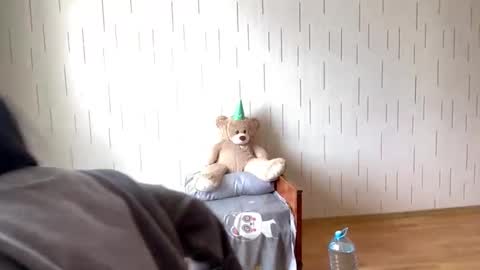 Snapshot of blairstassen chatting on 03.28.26 Mila online show from 03.28.26