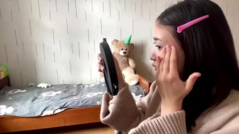 Snapshot of blairstassen chatting on 04.10.26 Mila online show from 04.10.26