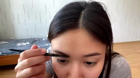 Snapshot of blairstassen chatting on 04.15.26 Mila online show from 04.15.26