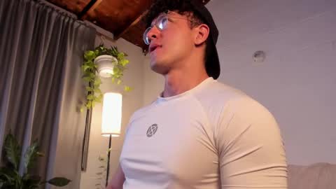 Blake Levi  Independent Model online show from 03.02.25