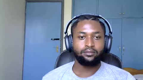 blakmoufaka online show from 10.16.25