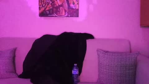 Snapshot of blaze2girls chatting on 01.30.25 2girls1blunt online show from 01.30.25