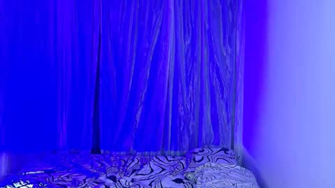 Susan Haze      online show from 02.23.26