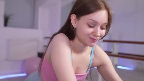 Snapshot of bless_sheila chatting on 09.16.25 SHEILA online show from 09.16.25