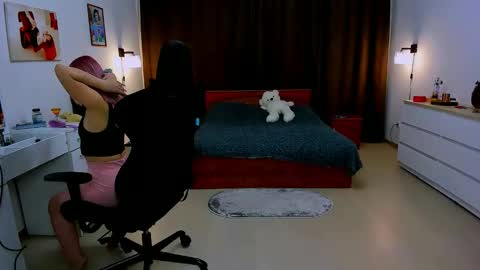 Snapshot of blinkofeyess chatting on 12.05.24 Nicole online show from 12.05.24