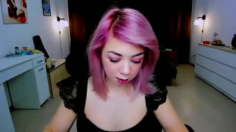 Snapshot of blinkofeyess chatting on 12.07.24 Nicole online show from 12.07.24