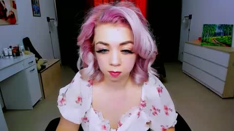 Snapshot of blinkofeyess chatting on 12.23.24 Nicole online show from 12.23.24