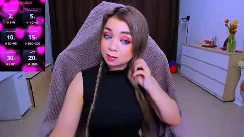 Snapshot of blinkofeyess chatting on 03.12.25 Nicole online show from 03.12.25