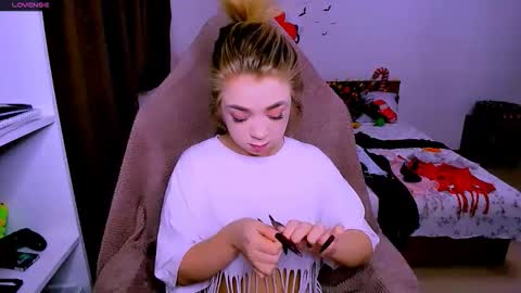 Nicole online show from 12.14.25