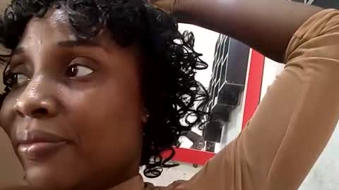 Lola online show from 01.20.25