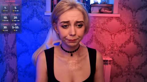 blond_ice_ann online show from 04.18.26