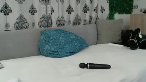 blonddaiana23 online show from 11.15.25