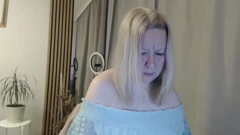 Nicole online show from 02.06.26