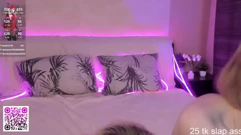 Snapshot of blonde_lotos chatting on 03.10.25 Kate and Mary online show from 03.10.25