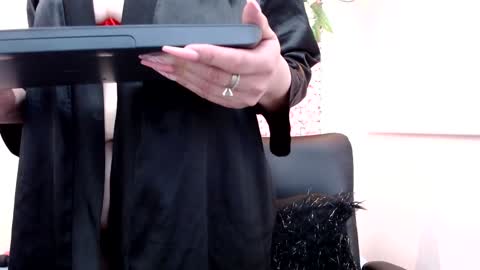 Snapshot of blonde_squirt_ chatting on 02.02.25 blonde_squirt_ online show from 02.02.25